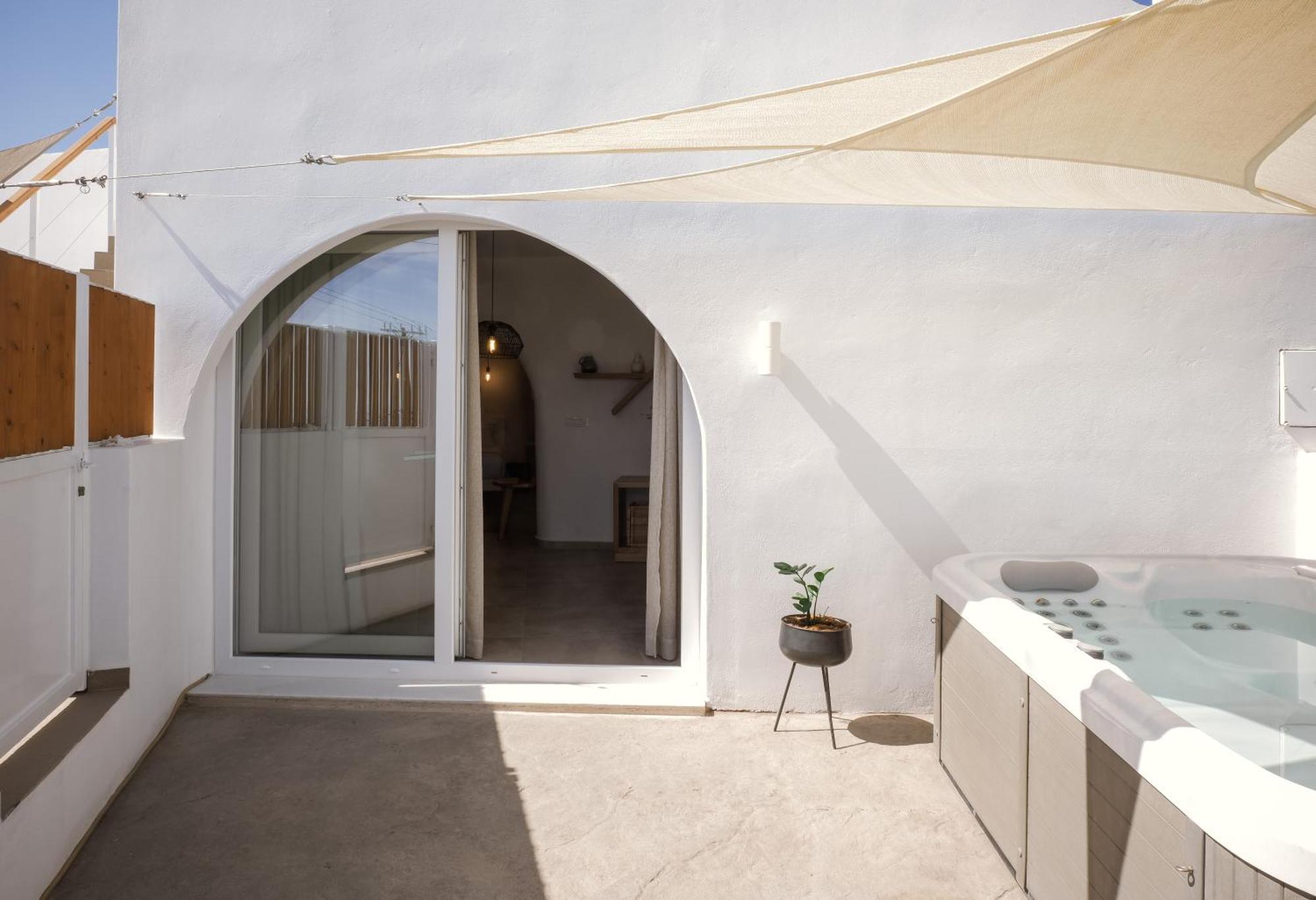 Valery Suites Fira  Exterior photo