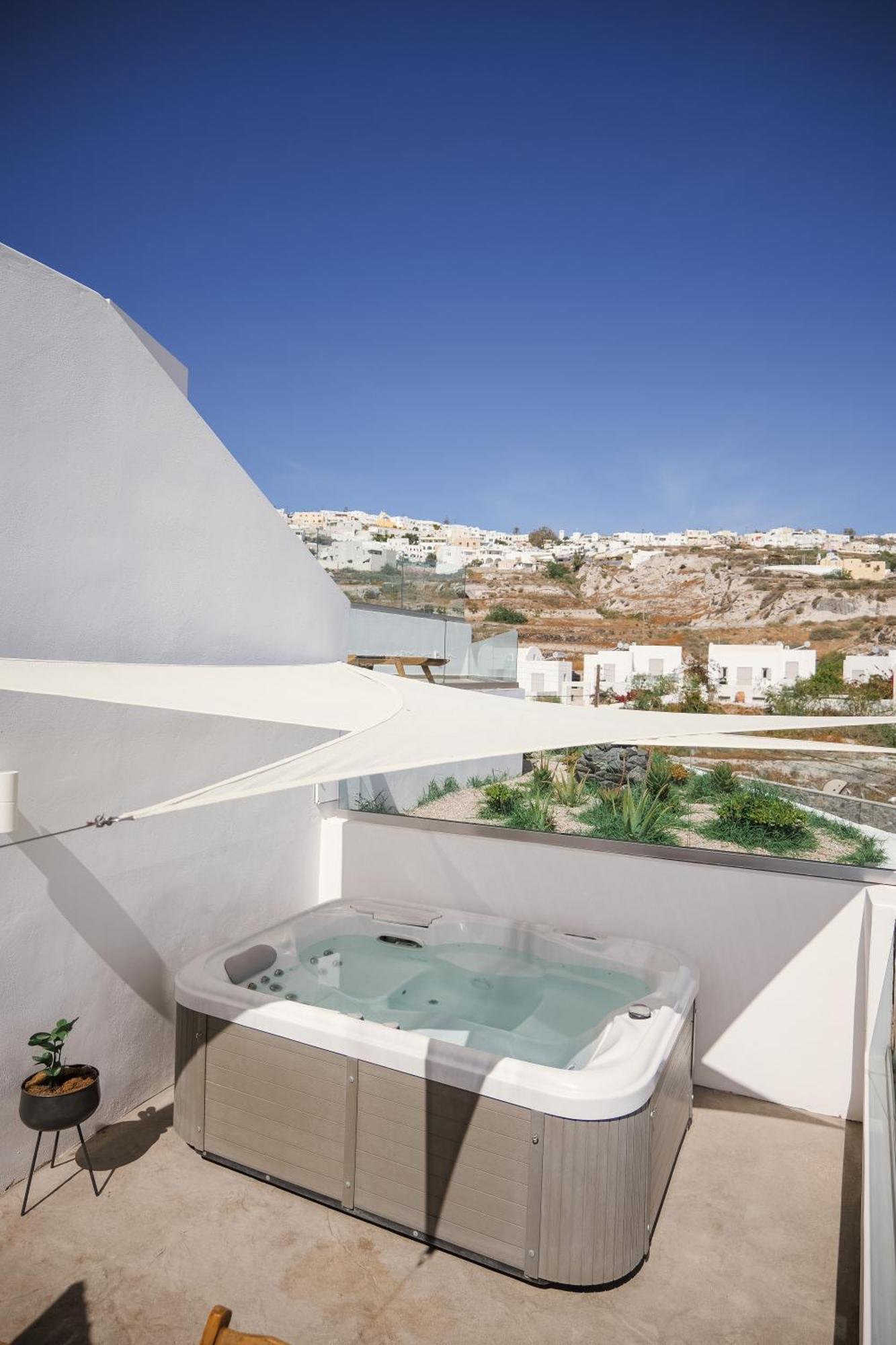 Valery Suites Fira  Exterior photo