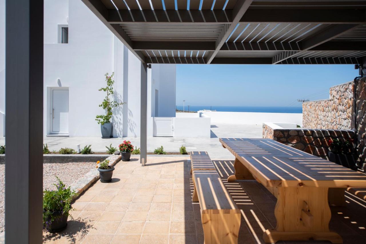 Valery Suites Fira  Exterior photo